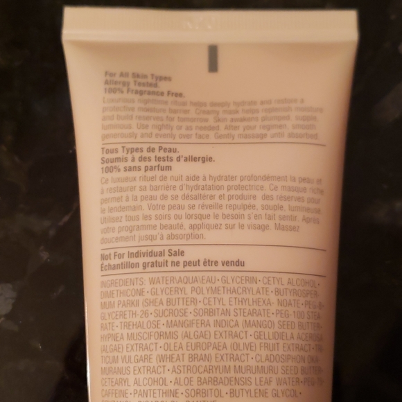 Clinique moisture surge overnight mask - Picture 3 of 4